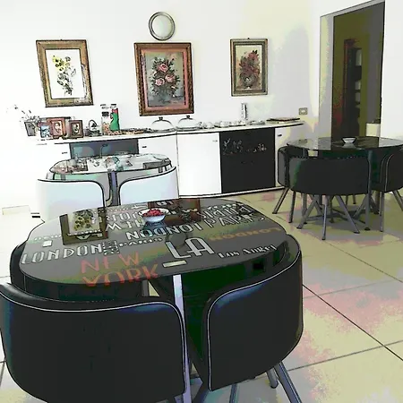 Antares לינה וארוחת בוקר